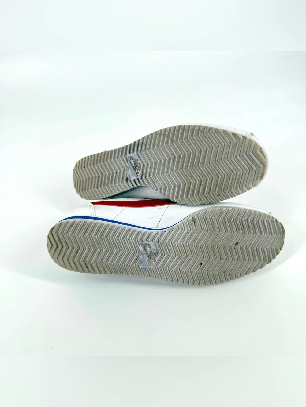 Nike Classic Cortez Sneakers Womens Size 6.5 White Leather Red Blue 807471 103